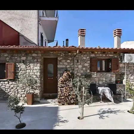 το πατρικό του σταύρου. Дом отдыха