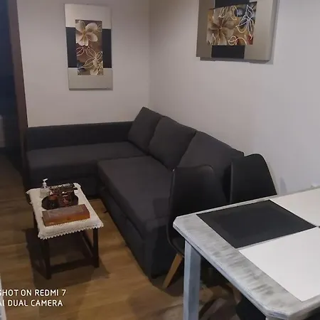 το πατρικό του σταύρου. Mouzaki