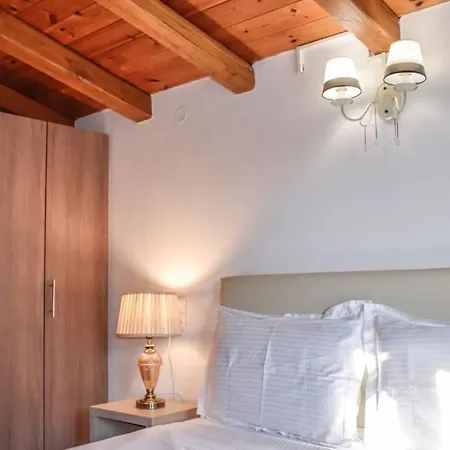 άνετη με μαγευτική θέα Villa
