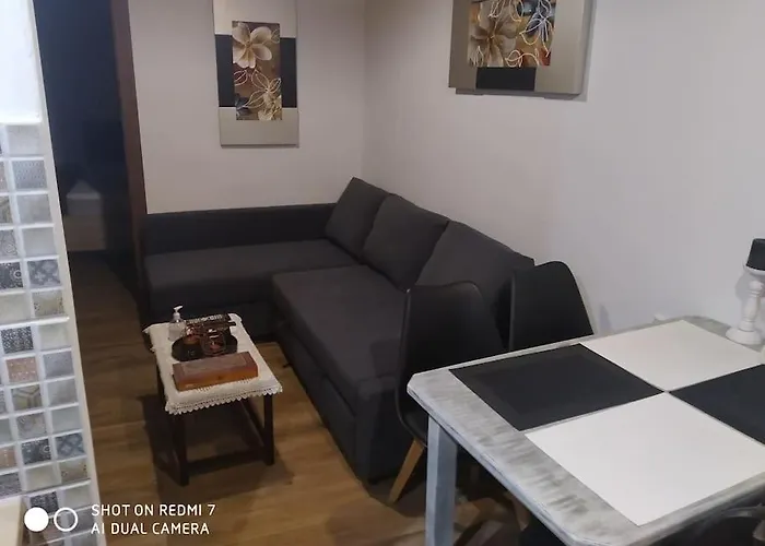 το πατρικό του σταύρου. Mouzaki